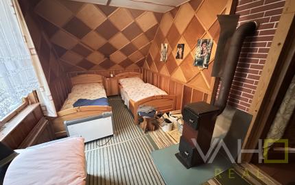 REKREAČNÁ CHATA NA PREDAJ, úžitková plocha 90m2, vlastný pozemok 600m2, celoročne obývateľná, BUKOVÁ, Sokolské chaty, TREBA VIDIEŤ!!!