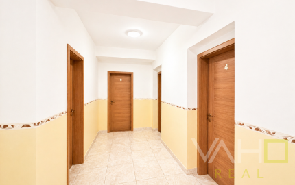🏡NA PREDAJ-INVESTIČNÁ NEHNUTEĽNOSŤ S FUNGUJÚCIM PRENÁJMOM, Trebatice