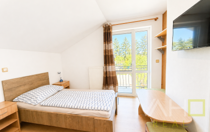 🏡NA PREDAJ-INVESTIČNÁ NEHNUTEĽNOSŤ S FUNGUJÚCIM PRENÁJMOM, Trebatice