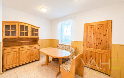 🏡NA PREDAJ-INVESTIČNÁ NEHNUTEĽNOSŤ S FUNGUJÚCIM PRENÁJMOM, Trebatice