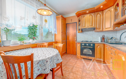 VEĽKÝ  3i byt, výmera až 84m2, balkón, + 20m2 pivnica, tichá lok. plná zelene, Piešťany.