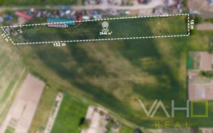 Exkluzívne!!! Na predaj RD s veľkým stavebným pozemkom výmera 1446m2, šírka 18m, Šúrovce, možnosť dokúpiť ďalšie priľahlé pozemky