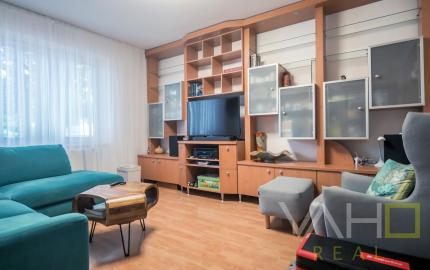 IBA U NÁS! Na predaj 4 izbový byt v obci Križovany nad Dudváhom  s garážou.