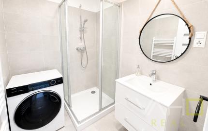Moderný 2-izbový byt s balkónom a parkovacím miestom v lokalite Zavar