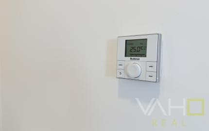 Moderný 2-izbový byt s balkónom a parkovacím miestom v lokalite Zavar
