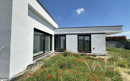 Moderná novostavba RD, pozemok 600m2, zastavaná plocha 179m2, garáž