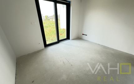Moderná novostavba RD, pozemok 600m2, zastavaná plocha 179m2, garáž