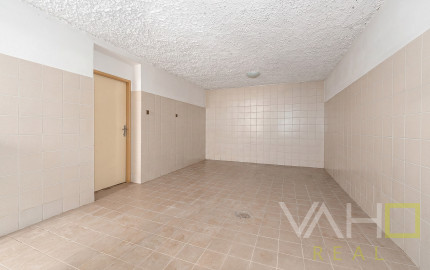 4-izbový rodinný dom na predaj, Trnava – Kopánka (Pekné pole), zariadený, s átriom a terasou