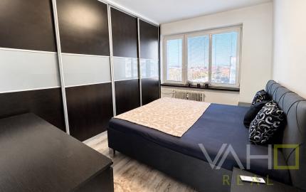 🏡 Na prenájom kompletne zariadený 2-izbový byt s loggiou – Špačinská cesta, Trnava