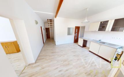 Na prenájom RD, lokalita Kopánka, ul. Jána Hlubíka, pozemok 258m2, úžitková plocha 120m2, pivnica, 3D obhliadka