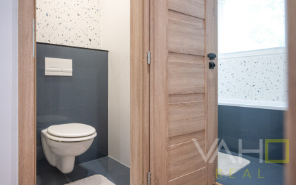 92 m² pohody a ticha: Slnkom zaliaty 4-izbový byt s výhľadom na zeleň (ul. J. Slotu)