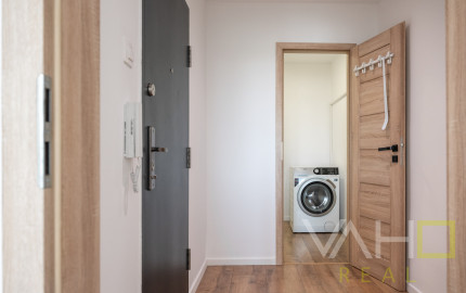 92 m² pohody a ticha: Slnkom zaliaty 4-izbový byt s výhľadom na zeleň (ul. J. Slotu)