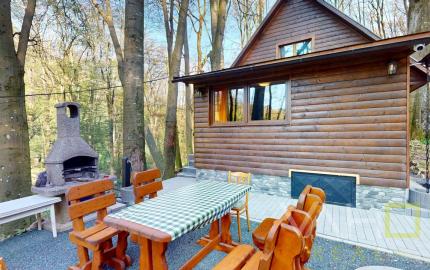 EXKLUZÍVNE !! REKREAČNÁ CHATA, úžitková plocha 70m2, celoročne obývateľná, JAHODNÍK, k.ú LOŠONEC, kompletná rekonštrukcia, 3D obhliadka