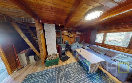 EXKLUZÍVNE !! REKREAČNÁ CHATA, úžitková plocha 70m2, celoročne obývateľná, JAHODNÍK, k.ú LOŠONEC, kompletná rekonštrukcia, 3D obhliadka