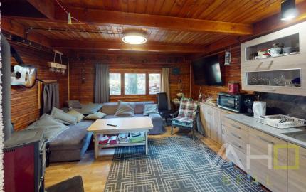 EXKLUZÍVNE !! REKREAČNÁ CHATA, úžitková plocha 70m2, celoročne obývateľná, JAHODNÍK, k.ú LOŠONEC, kompletná rekonštrukcia, 3D obhliadka