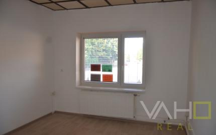 PRENÁJOM, KOMERČNÝ PRIESTOR 15 m²,  JERICHOVA, TRNAVA