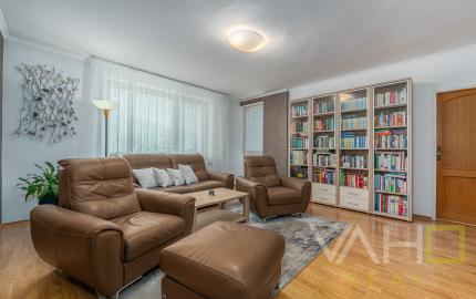 5-izbový rodinný dom 180 m² | pozemok 587 m², garáž a veľká povala | Bzince pod Javorinou