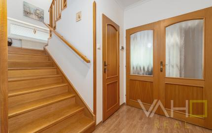 5-izbový rodinný dom 180 m² | pozemok 587 m², garáž a veľká povala | Bzince pod Javorinou