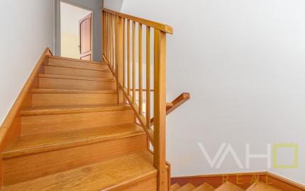 5-izbový rodinný dom 180 m² | pozemok 587 m², garáž a veľká povala | Bzince pod Javorinou
