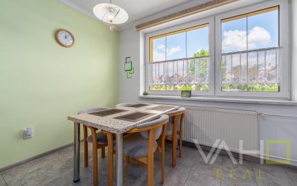 5-izbový rodinný dom 180 m² | pozemok 587 m², garáž a veľká povala | Bzince pod Javorinou
