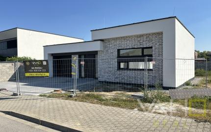 Moderná novostavba RD, pozemok 600m2, zastavaná plocha 179m2, garáž
