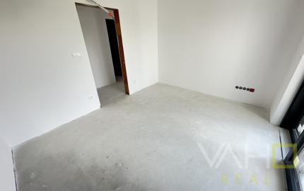 Moderná novostavba RD, pozemok 600m2, zastavaná plocha 179m2, garáž