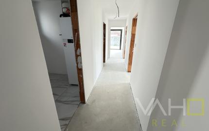 Moderná novostavba RD, pozemok 600m2, zastavaná plocha 179m2, garáž