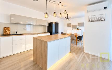 4-izbový byt, 115 m² + 348 m² pozemok, 2 terasy, 3 parkovacie miesta – Opoj
