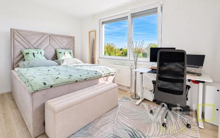 4-izbový byt, 115 m² + 348 m² pozemok, 2 terasy, 3 parkovacie miesta – Opoj
