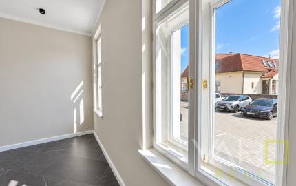LUXUSNÝ PRENÁJOM KANCELÁRSKYCH PRIESTOROV – TRNAVA, NÁMESTIE SNP