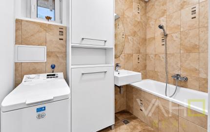 3-IZBOVÝ BYT 90 m² PRI MEDICKEJ ZÁHRADE | BALKÓN | PRIPRAVOVANÝ VÝŤAH