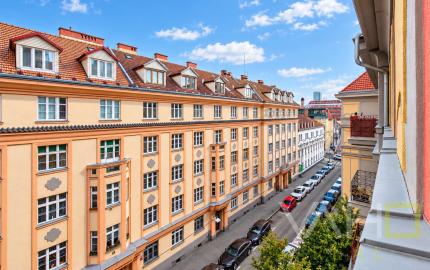 3-IZBOVÝ BYT 90 m² PRI MEDICKEJ ZÁHRADE | BALKÓN | PRIPRAVOVANÝ VÝŤAH
