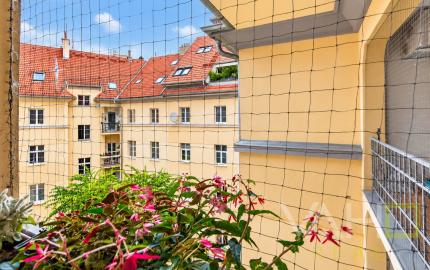 3-IZBOVÝ BYT 90 m² PRI MEDICKEJ ZÁHRADE | BALKÓN | PRIPRAVOVANÝ VÝŤAH