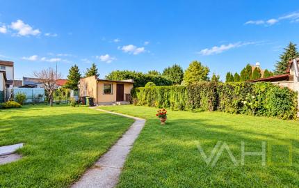 Rodinný dom na výbornej adrese | Trnava – Školská ulica | Pozemok 348 m²