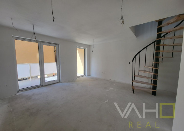 VAHOreal* NOVA CENA!!! NOVOSTAVBA!! MEZONETOVÝ 3 izb. BYT, len 2km od mesta Piešťany