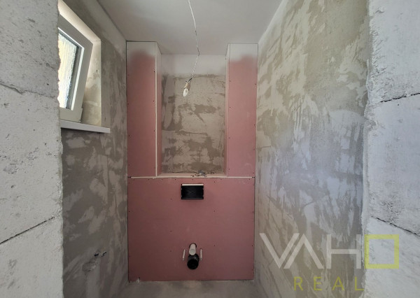 VAHOreal* NOVA CENA!!! NOVOSTAVBA!! MEZONETOVÝ 3 izb. BYT, len 2km od mesta Piešťany