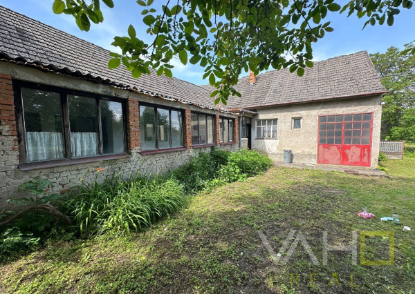 REZERVOVANÉ!!! VAHOreal* RODINNÝ DOM 160m2, POZEMOK až 3923m, DOLNÝ LOPAŠOV, TICHÉ PROSTREDIE