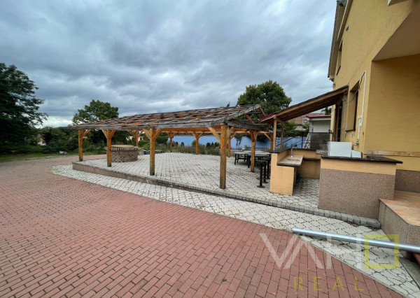 VAHOreal* NOVÁ CENA!! RODINNÝ DOM, REŠTAURÁCIA, Pozemok 788m2, obec Bučany