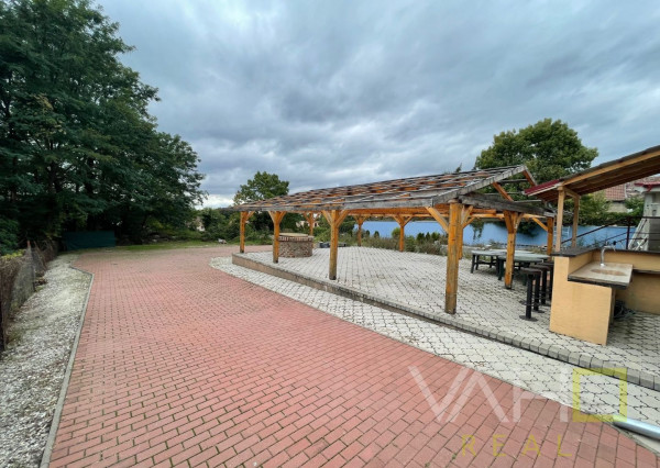 VAHOreal* NOVÁ CENA!! RODINNÝ DOM, REŠTAURÁCIA, Pozemok 788m2, obec Bučany