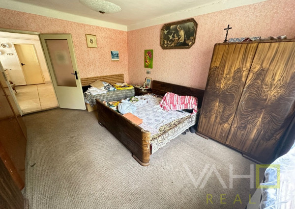 REZERVOVANÉ!!! VAHOreal* RODINNÝ DOM 160m2, POZEMOK až 3923m, DOLNÝ LOPAŠOV, TICHÉ PROSTREDIE