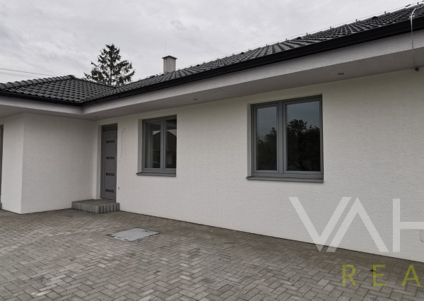 VAHOreal*NOVOSTAVBA, SUPER CENA, 3 -izb. rodinný dom, Dubovany