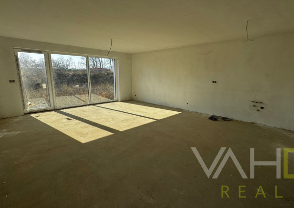 Predaj moderného 4-izbového rodinného domu v Bolerázi