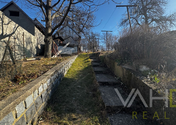 Rodinný dom v pôvodnom stave, vhodný na bývanie – Obec Cerová, Záhorie