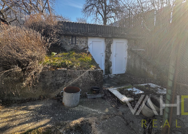 Rodinný dom v pôvodnom stave, vhodný na bývanie – Obec Cerová, Záhorie