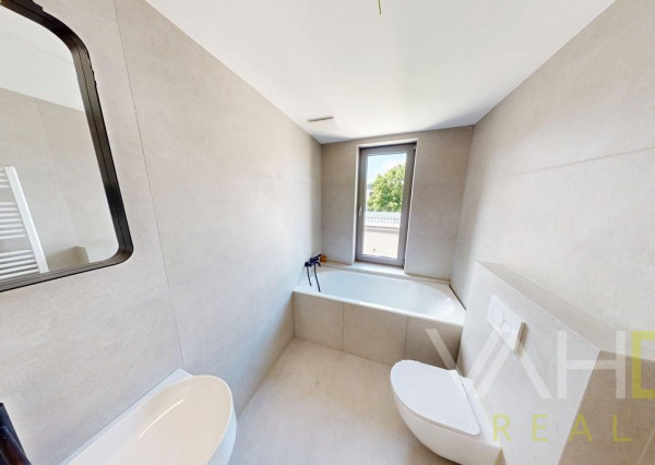 JEDINEČNÁ NOVOSTAVBA REZIDENCIA HVIEZDOSLAVOVA – Štýlový 3-izbový byt s výmerou 96,51 m² v historickom srdci Trnavy