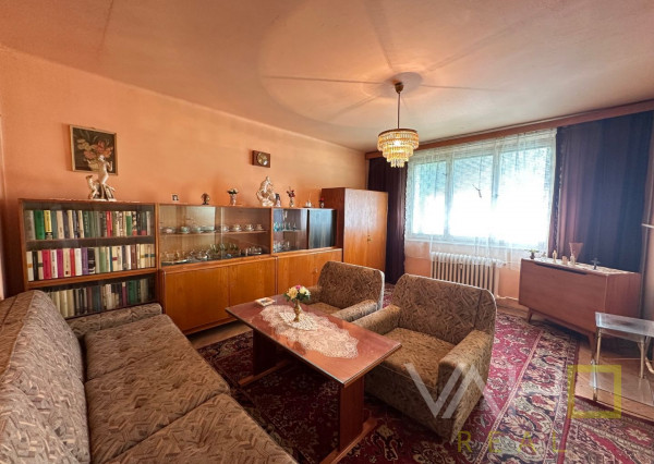 PREDANÉ !  3-izbový byt ideálny na rekonštrukciu podľa vašich predstáv, G. Dusíka