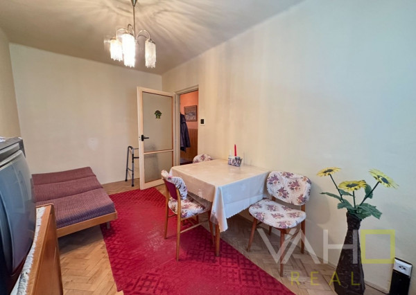 PREDANÉ !  3-izbový byt ideálny na rekonštrukciu podľa vašich predstáv, G. Dusíka