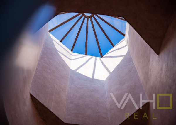 NA PRENÁJOM 2-izbový kancelársky priestor na Trojičnom námestí, Trnava