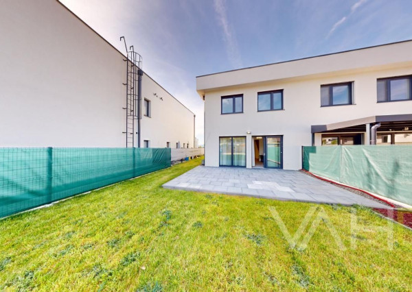VAHOreal* NOVÁ CENA!! KRÁSNA ŠTVRŤ NOVÝCH RD, 5izb. dom, garáž, Kamenná cesta, Trnava