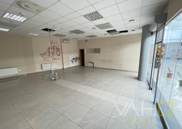 Prenájom EXKLUZÍVNY PRIESTOR PRIAMO V CENTRE , ul. Hviezdoslavova v TRNAVE